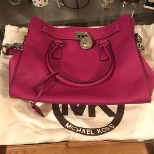 Michael Kors Mercer, Large, Hot Pink Purse